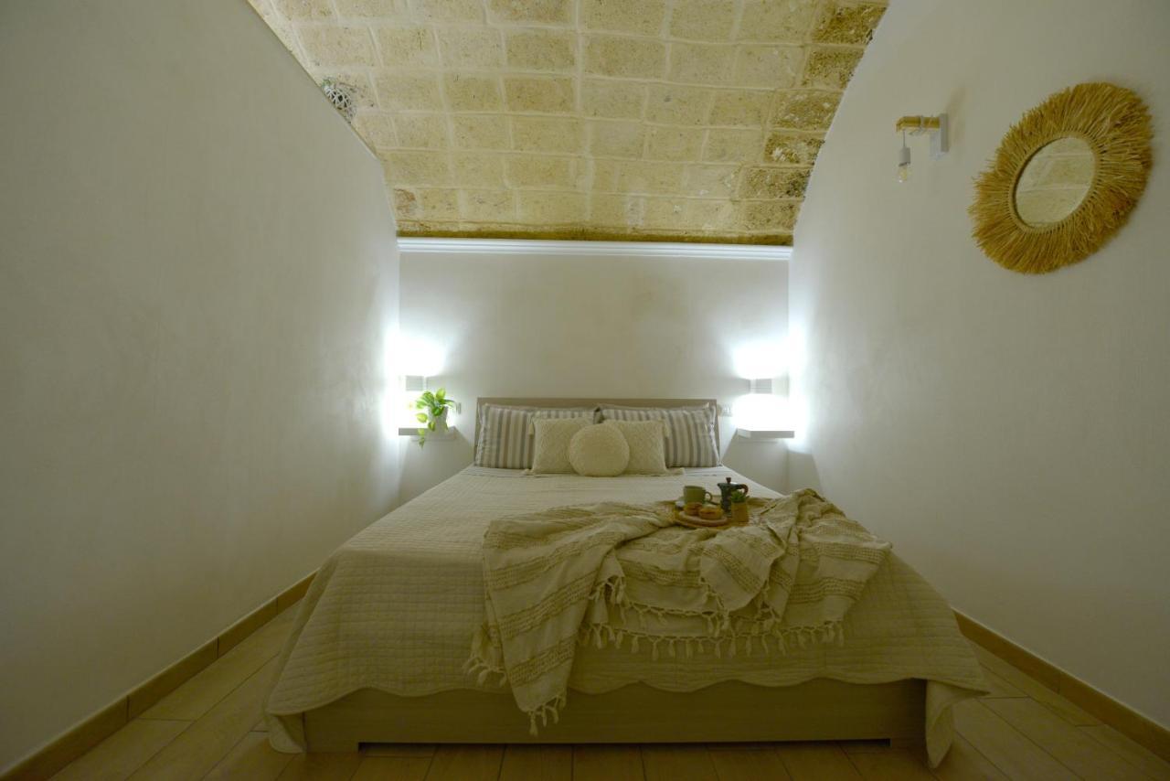 Castrum Casa Vacanza Mesagne Bagian luar foto